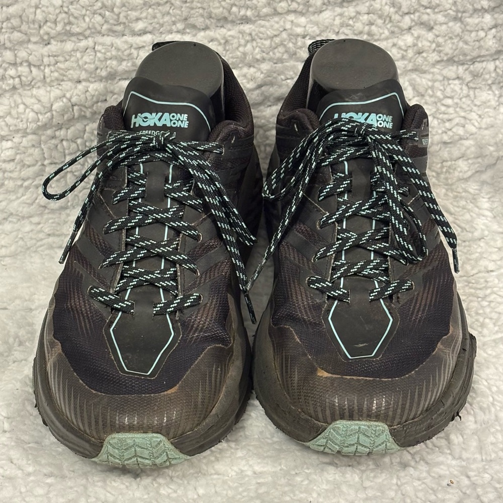 Hoka One One Speedgoat 4 GTX 1106531 ADGG Black Running Shoes Women's Size 10 US